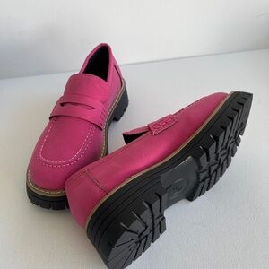 New Beautiful Women Pink Loafers  Sz 37